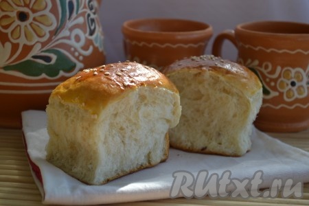 Булочки сдобные с семенами кунжута и льна