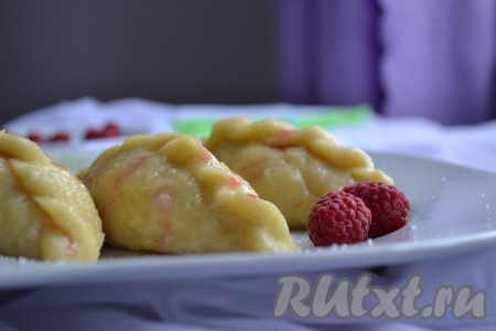 Вареники с малиной