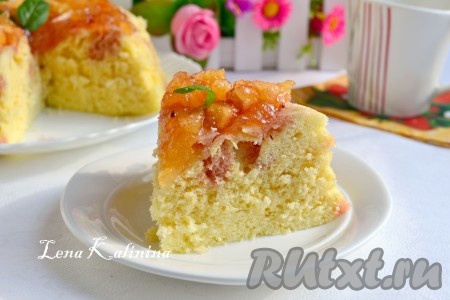 Разрез бисквита из микроволновки.