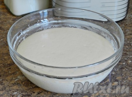 Подошедшая опара должна увеличиться в объеме в 1,5-2 раза.