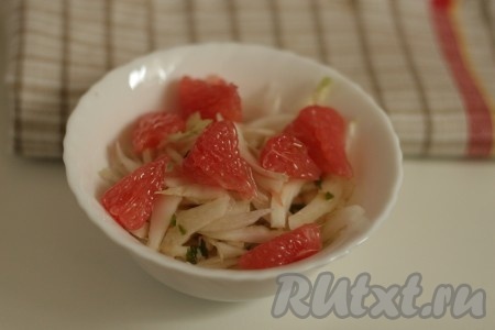 Салат из пекинской капусты с грейпфрутом