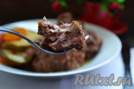 Мясо настолько нежное и мягкое, что само тает на губах.
