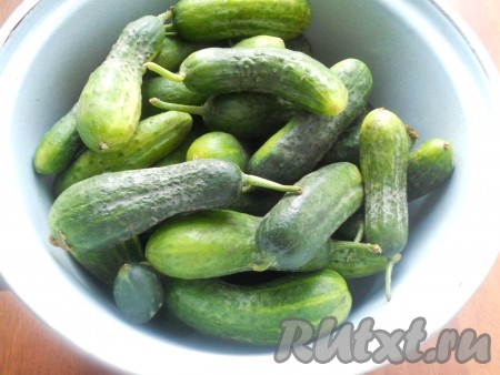 Огурчики использовать небольшие, лучше корнишоны.
