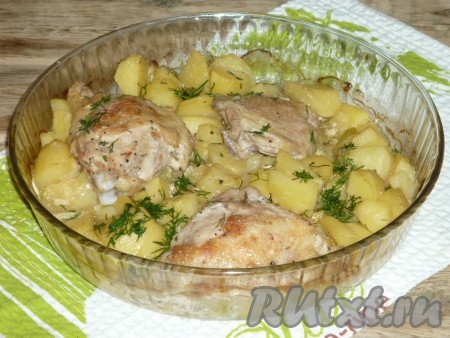 Курица с кабачками и картошкой в духовке 