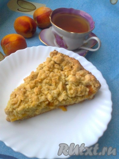 нарезать на порции и подавать с чаем, кофе, молоком!