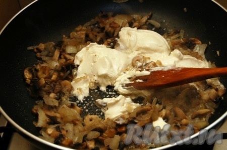 Добавим сливки.