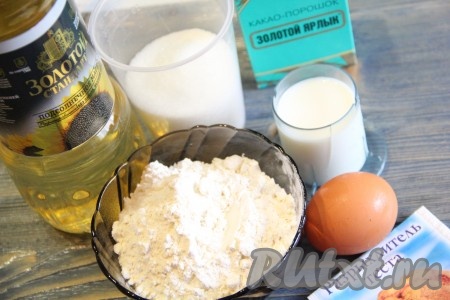 Подготовить продукты для теста.