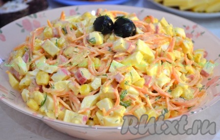 Быстрый салат с морковью по-корейски и крабовыми палочками "Валерия"