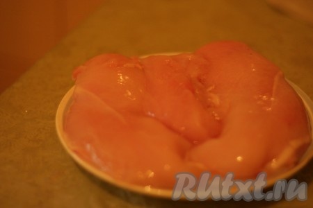 Взять куриное филе. 