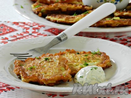 Оладьи из репчатого лука