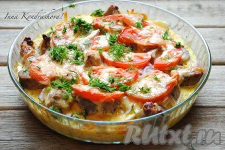 Свинина, запеченная в духовке с овощами