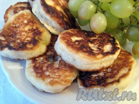 Пышные оладьи на кефире без яиц и дрожжей 