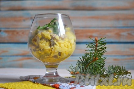 Перед подачей притрусить нарубленной зеленью. Готовьте с любовью!
