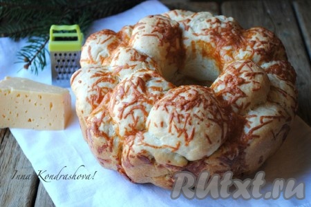 Обезьяний хлеб с сыром и чесноком