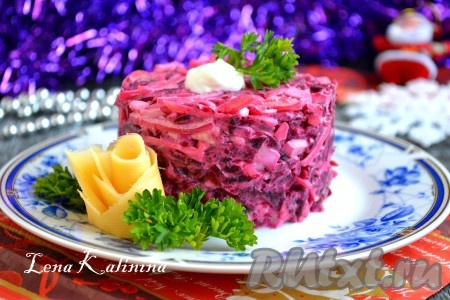 Салат с вареной свеклой и сыром