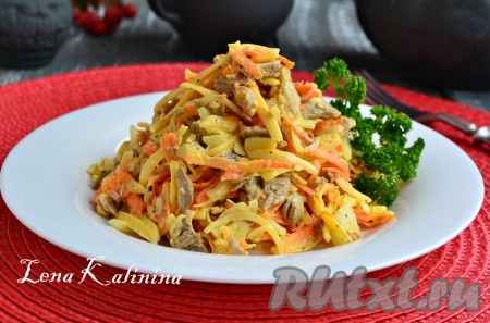 Салат со свининой и сыром 