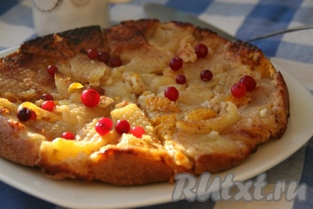 Пирог из заварного теста с яблоками