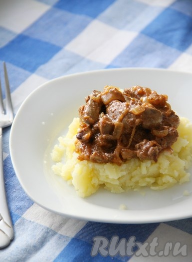 Куриная печень в яблочном соусе