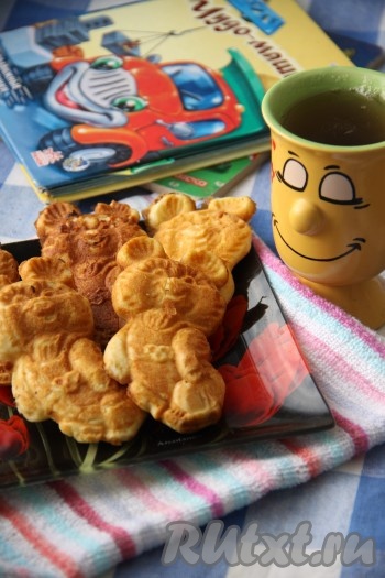 Рецепт печенья "Мишки" в форме на газе