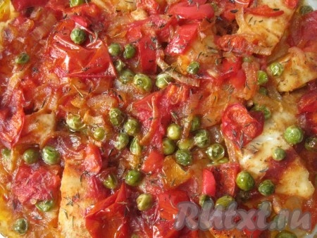 Ароматная, вкусная и полезная тилапия с овощами готова!
