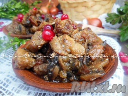 Жареная свинина с шампиньонами