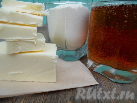 Для приготовления рогаликов на пиве нам необходимы вот такие ингредиенты 