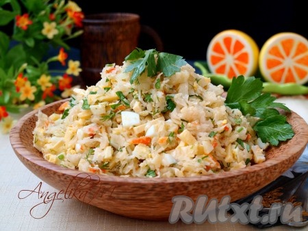 Салат с квашеной капустой