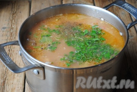 Проварить ещё несколько минут, затем снять с огня и дать настояться под крышкой 10-15 минут.&nbsp;
