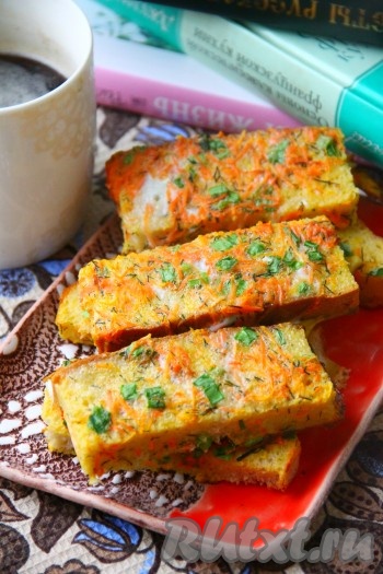 Гренки с яйцом в духовке