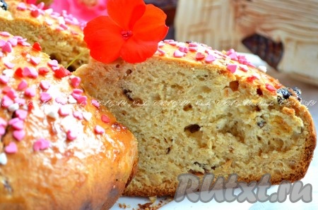 Вкусный дрожжевой кулич на сгущеном молоке к великому празднику готов. Угощайтесь!



