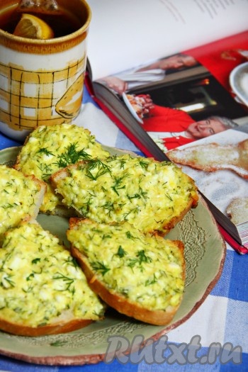 Горячие бутерброды с творогом