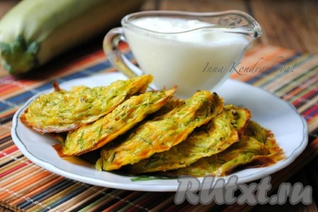 Оладьи из кабачков и моркови в духовке