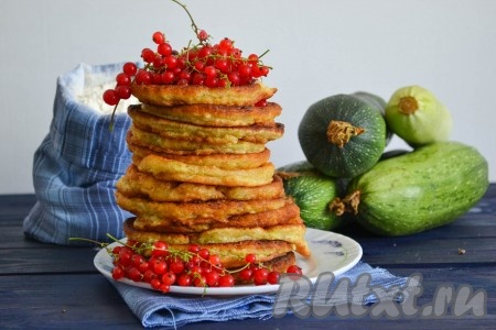 Сладкие оладьи из кабачков