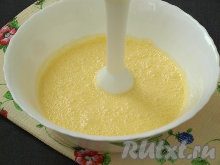 Взбить ещё раз до однородной массы.
