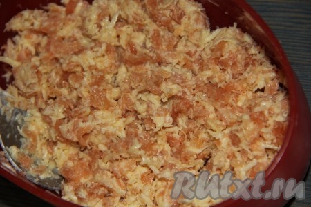 Тщательно перемешать получившуюся начинку.&nbsp;
