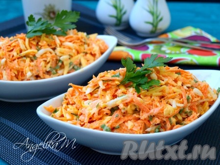 Затем салатик перемешать, поместить в салатники и подать к столу. Этот простой салат из моркови с сыром и яйцами, наверняка, понравится многим. Попробуйте!