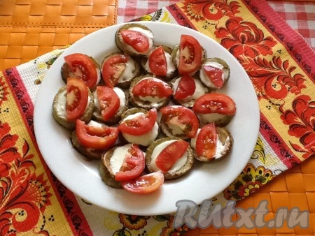 Быстрая закуска из кабачка с чесноком