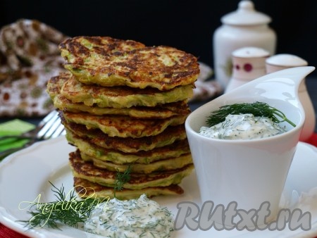 Кабачковые оладьи с манкой без муки