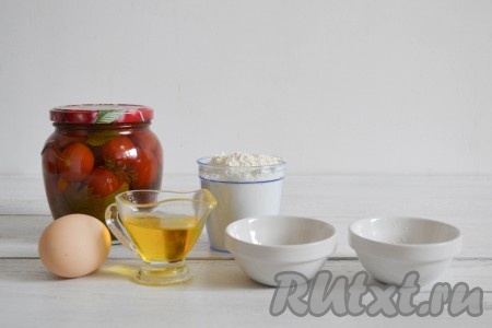 Подготовить необходимые ингредиенты для приготовления блинов на рассоле.