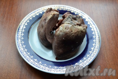 Сердце отварить и остудить.