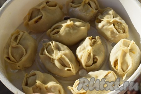 Выкладываем заготовки мантов в форму.
