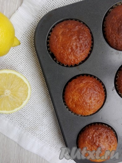 Выпекаем 30 минут в разогретой духовке при температуре 180 градусов.