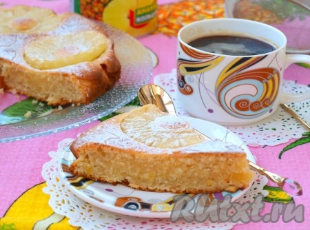 Пирог с ананасами и кокосовой стружкой