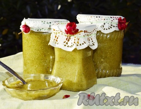 Вкусная, ароматная, витаминная заготовка из фейхоа с сахаром готова, рецепт очень простой и несложный!
