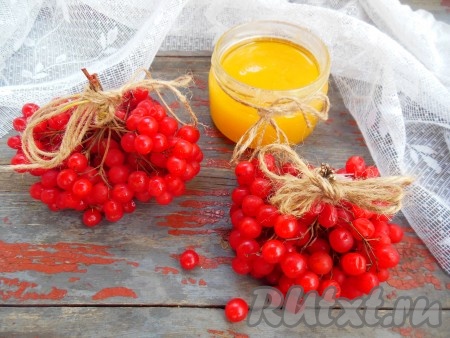 Для приготовления калины с медом без варки на зиму мне потребовались вот такие ингредиенты.
