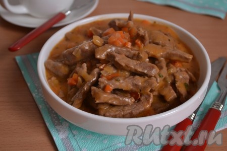 Сочная, ароматная подлива из говядины готова.
