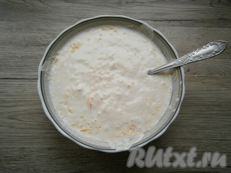 Еще раз хорошенько перемешать заливку.
