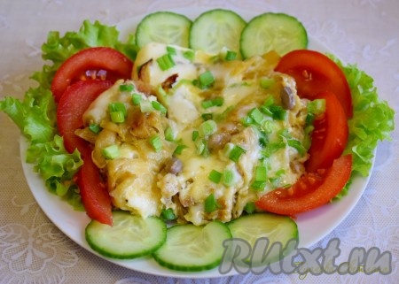 Омлет со стручковой фасолью на сковороде