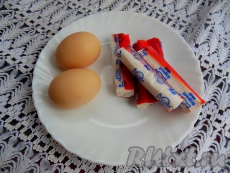 Для приготовления яичницы я использовала вот такие ингредиенты.