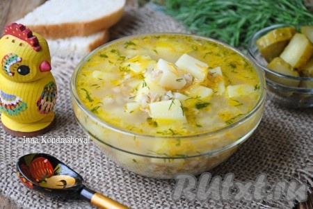 Суп с перловкой на курином бульоне